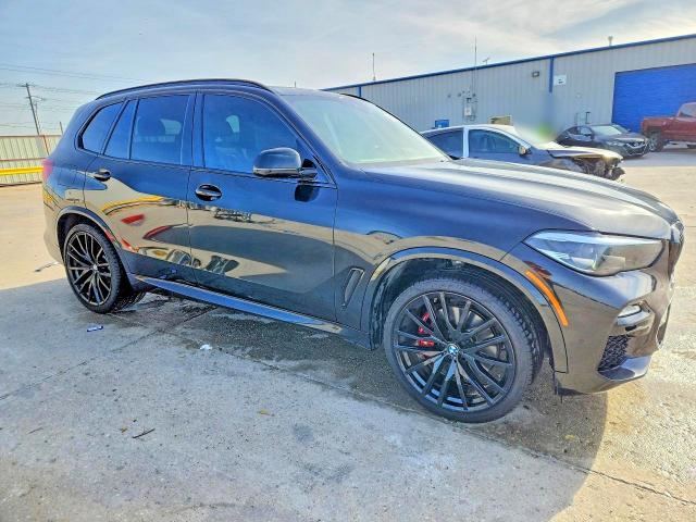 46033956 :رقم المزاد ، 5UXCR4C0XM9F89681 vin ، 2021 Bmw X5 مزاد بيع