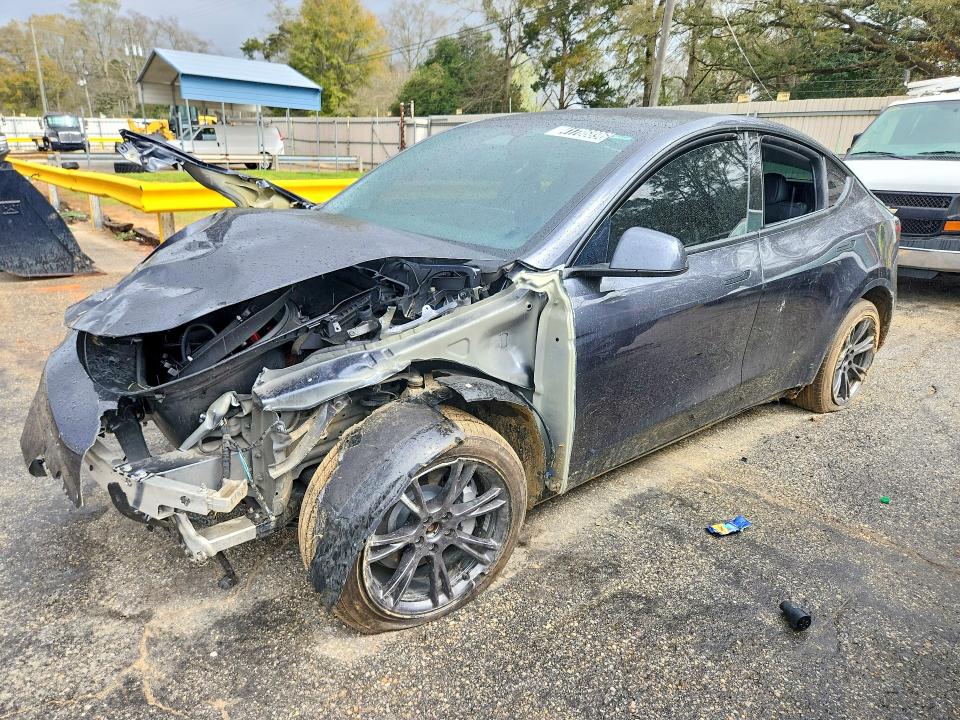Продажа на аукционе авто 2025 Tesla Model Y, vin: 7SAYGDEE3SA361432, номер лота: 41786896