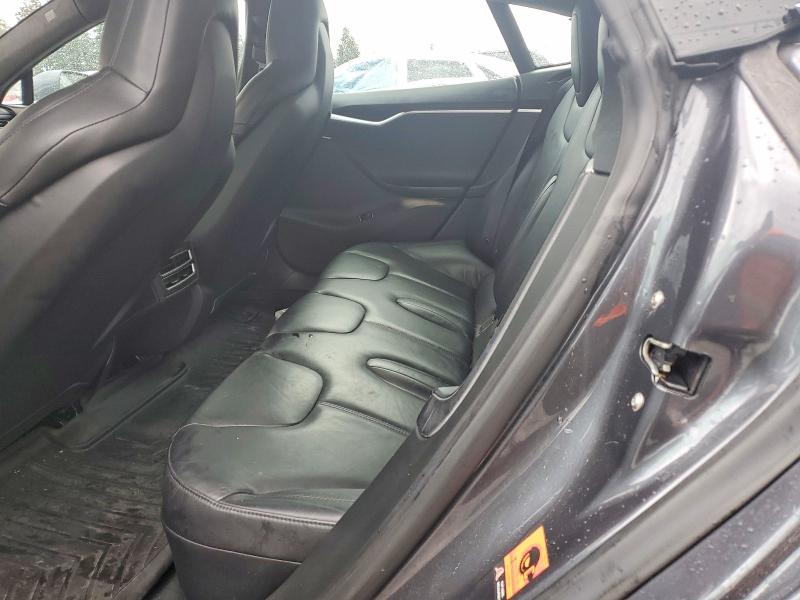 Продажа на аукционе авто 2015 Tesla Model S, vin: 5YJSA1E40FF104831, номер лота: 47135326