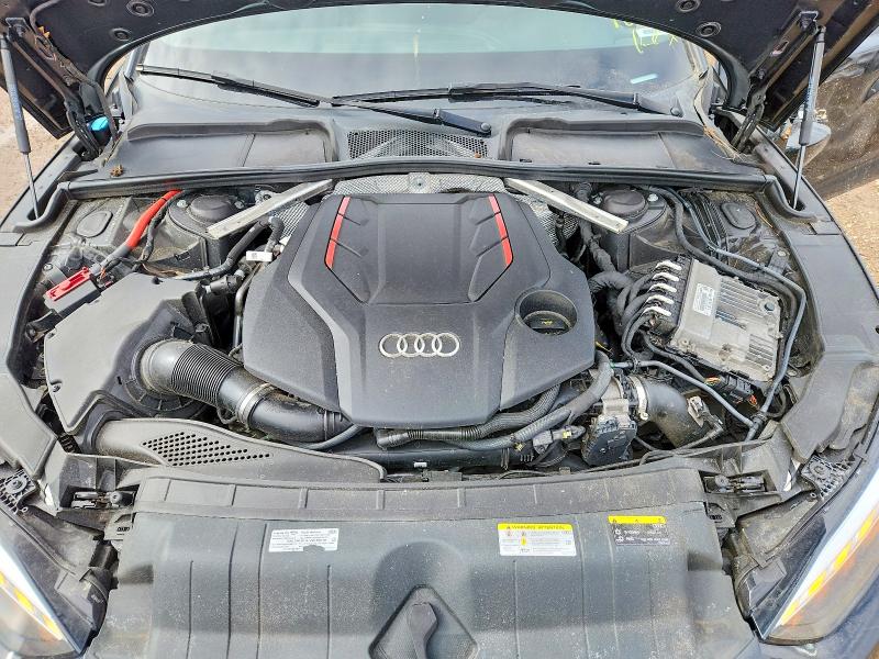 46734556 :رقم المزاد ، WAUB4CF59MA043881 vin ، 2021 Audi S5 مزاد بيع