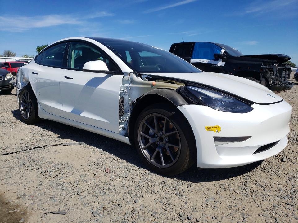 2021 Tesla Model 3 მანქანა იყიდება აუქციონზე, vin: 5YJ3E1EA2MF070726, აუქციონის ნომერი: 45846296
