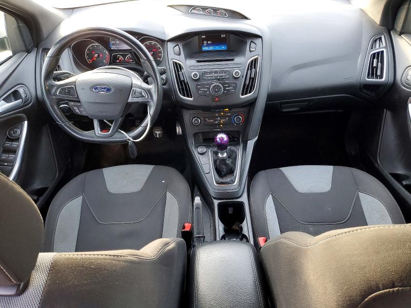 2017 Ford Focus მანქანა იყიდება აუქციონზე, vin: 1FADP3L96HL281259, აუქციონის ნომერი: 46915496