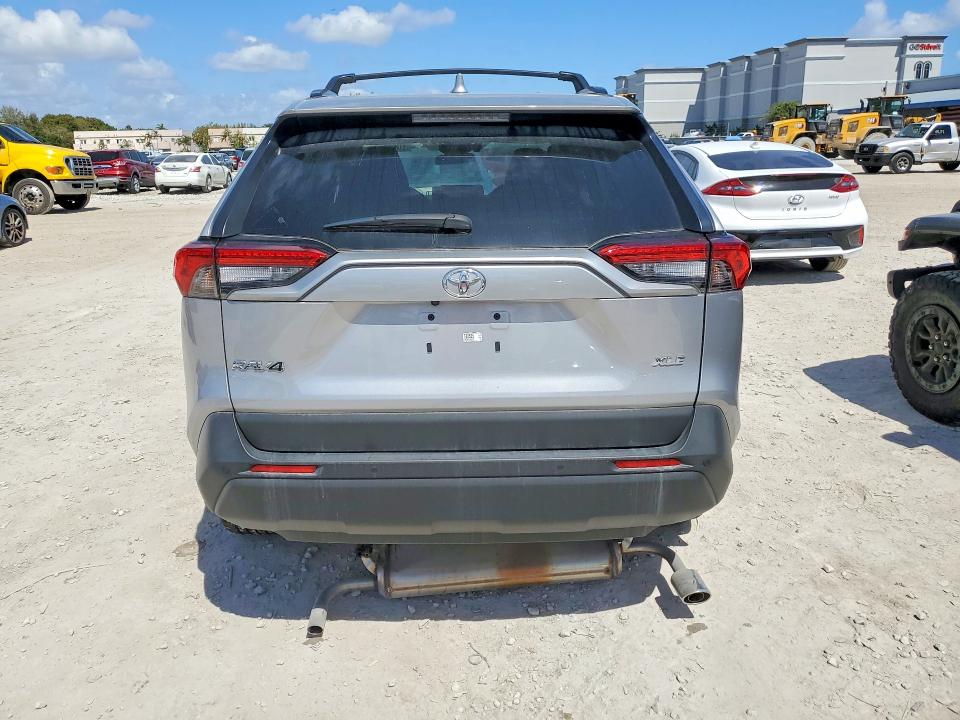 2025 Toyota Rav4 მანქანა იყიდება აუქციონზე, vin: 2T3C1RFV6SC332719, აუქციონის ნომერი: 45767536