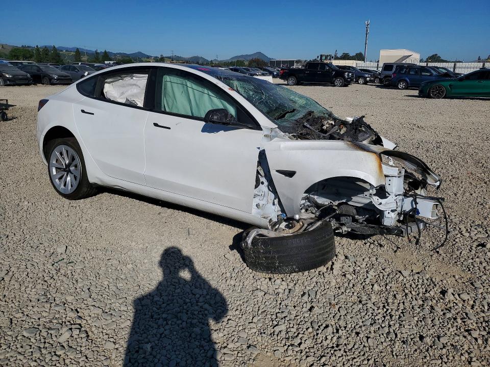 46557936 :رقم المزاد ، 5YJ3E1EA4PF422631 vin ، 2023 Tesla Model 3 مزاد بيع