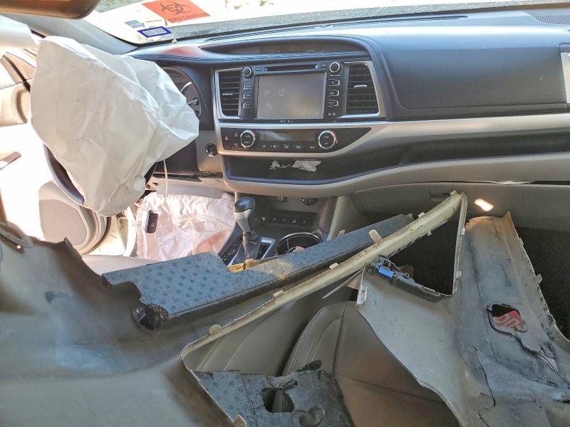 Продажа на аукционе авто 2015 Toyota Highlander, vin: 5TDJKRFHXFS176785, номер лота: 47532146