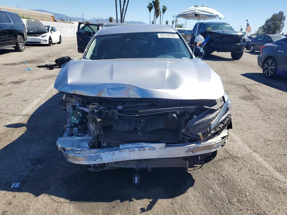 2022 Honda Accord მანქანა იყიდება აუქციონზე, vin: 1HGCV1F45NA097858, აუქციონის ნომერი: 45744326