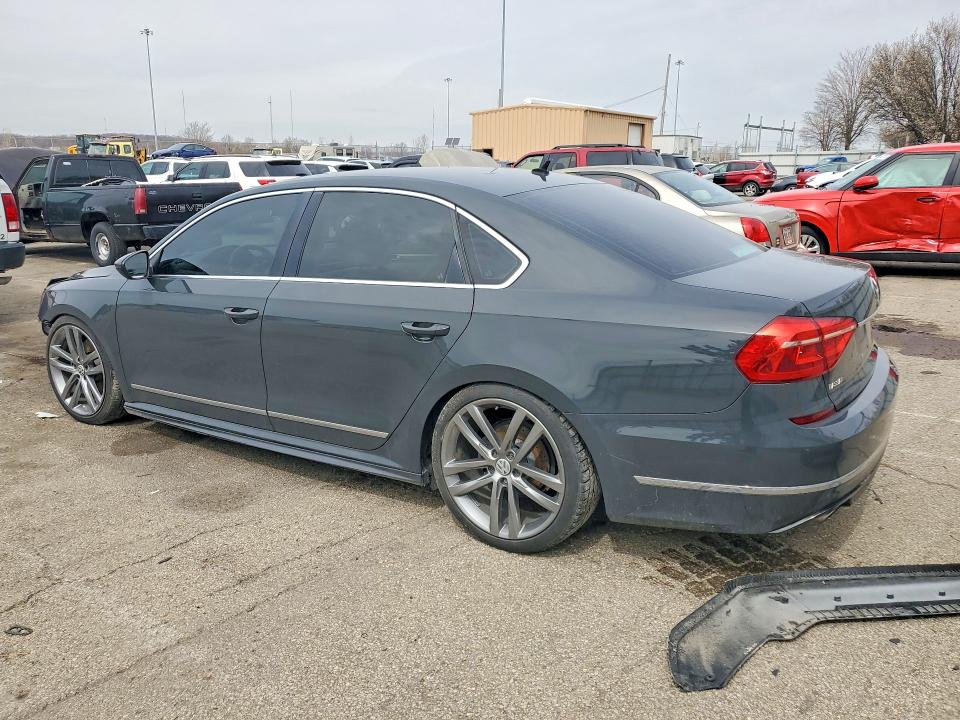 47670216 :رقم المزاد ، 1VWAT7A36GC061016 vin ، 2016 Volkswagen Passat مزاد بيع