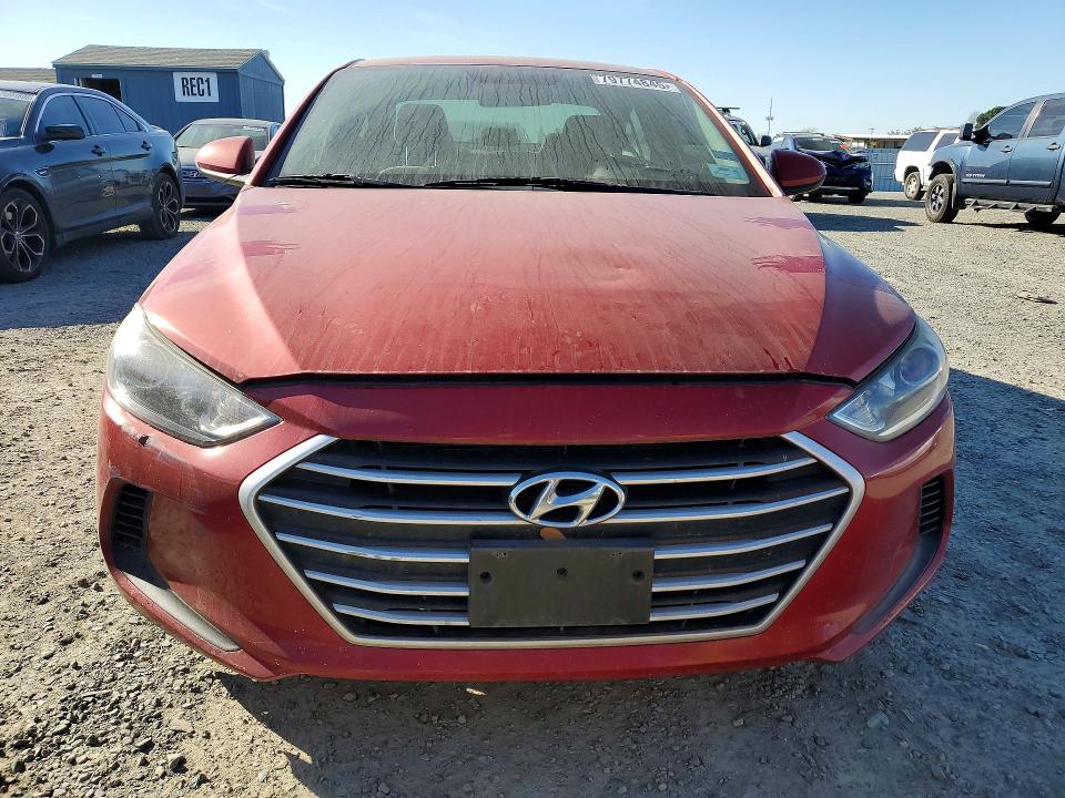 79774845 :رقم المزاد ، 5NPD84LF2JH306722 vin ، 2018 Hyundai Elantra مزاد بيع