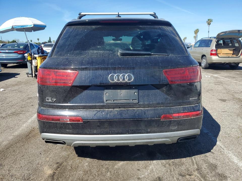 Продажа на аукционе авто 2019 Audi Q7, vin: WA1LAAF71KD047189, номер лота: 79316515