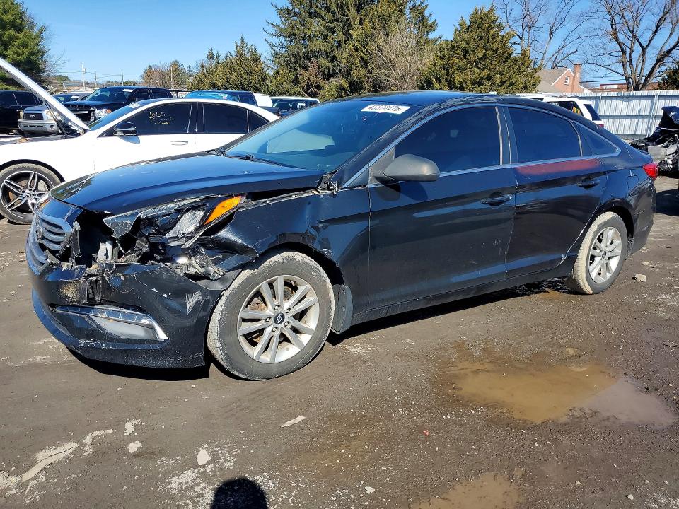 45570476 :رقم المزاد ، 5NPE24AF0FH173619 vin ، 2015 Hyundai Sonata مزاد بيع