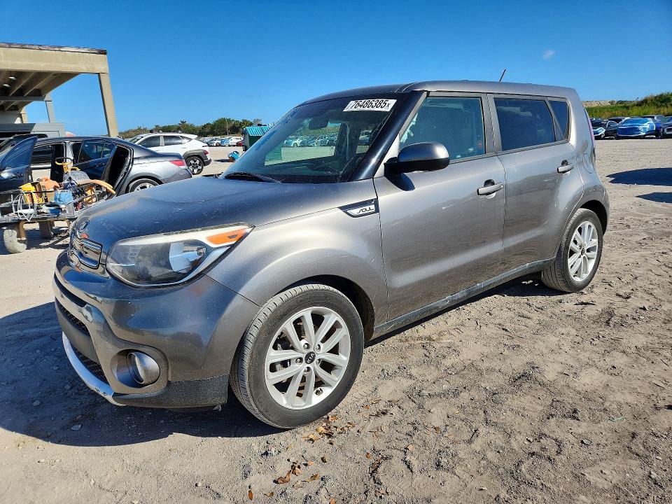 Продаж на аукціоні авто 2018 Kia Soul, vin: KNDJP3A5XJ7576246, номер лоту: 76486385