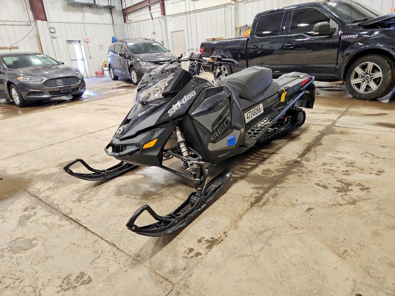 47249266 :رقم المزاد ، 2BPSBXHA1HV000591 vin ، 2017 Ski Doo Renegade Sport 600 A مزاد بيع