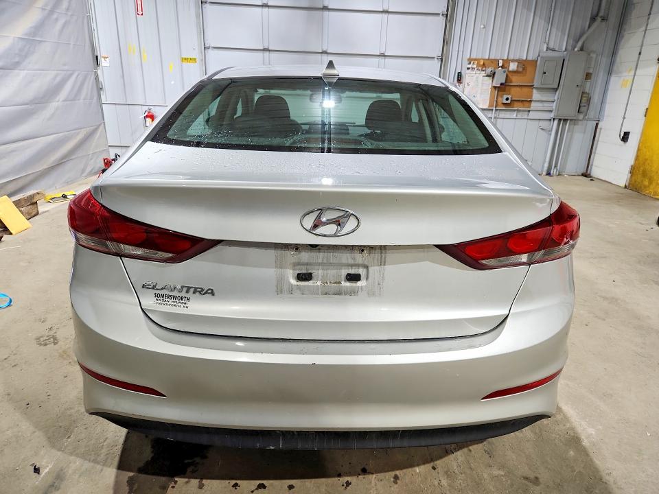 47154756 :رقم المزاد ، 5NPD84LF7JH399821 vin ، 2018 Hyundai Elantra مزاد بيع
