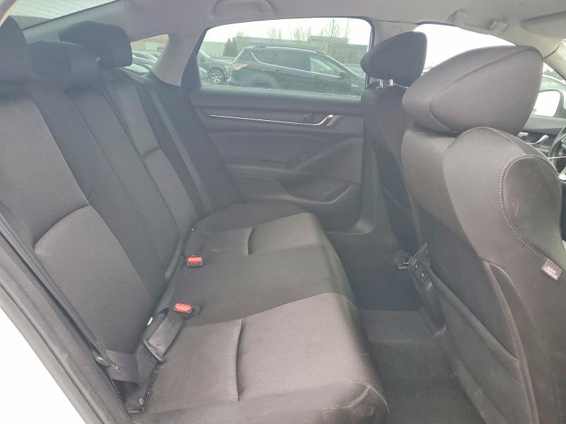 Aukcja sprzedaży 2018 Honda Accord, vin: 1HGCV3F74JA800110, numer aukcji: 77375565