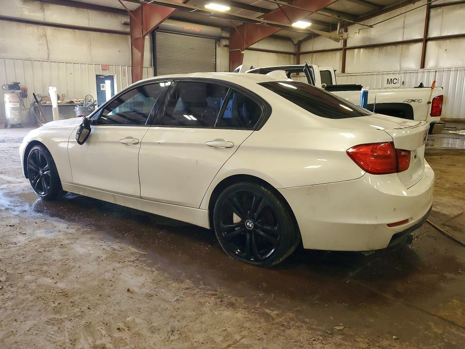 47395966 :رقم المزاد ، WBA3A5G52DNP26165 vin ، 2013 Bmw 328 مزاد بيع