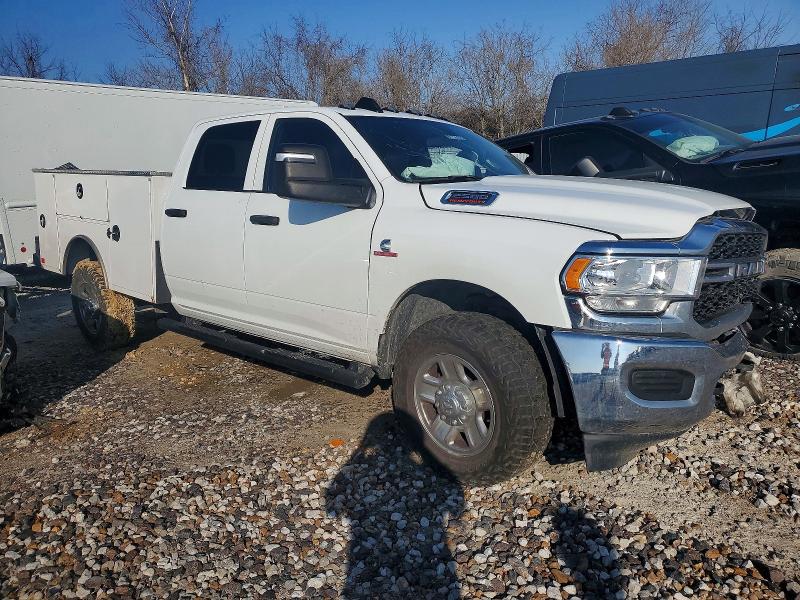 41889356 :رقم المزاد ، 3C6UR5HL6RG141027 vin ، 2024 Ram 2500 مزاد بيع