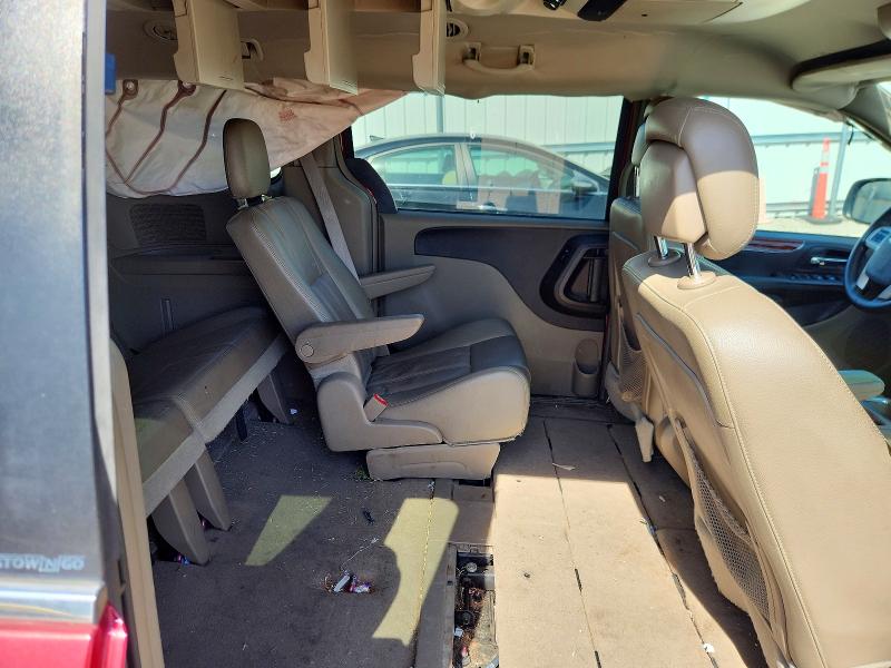 2014 Chrysler Town & Country მანქანა იყიდება აუქციონზე, vin: 2C4RC1BGXER325105, აუქციონის ნომერი: 46176796