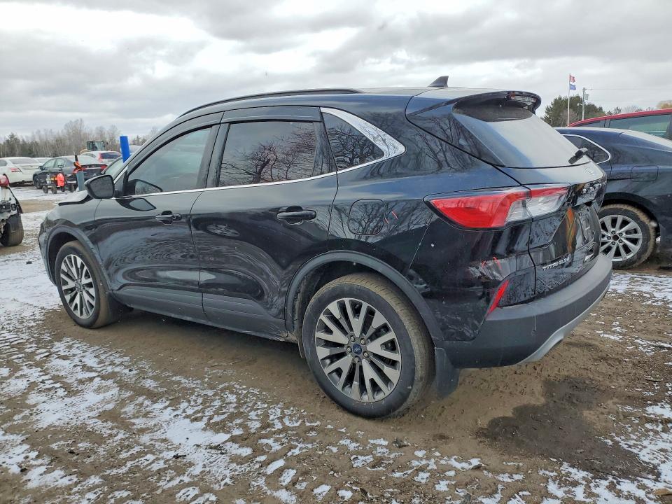 46385566 :رقم المزاد ، 1FMCU9DZ4MUA60498 vin ، 2021 Ford Escape مزاد بيع