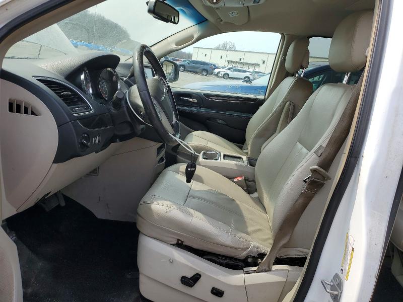 47170556 :رقم المزاد ، 2C4RC1BG5FR572663 vin ، 2015 Chrysler Town & Country مزاد بيع