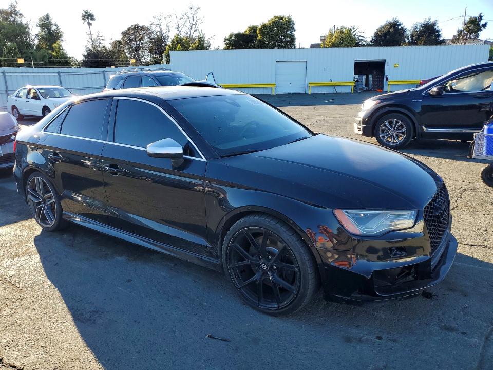79586975 :رقم المزاد ، WAUFFGFF9F1142196 vin ، 2015 Audi A3 مزاد بيع