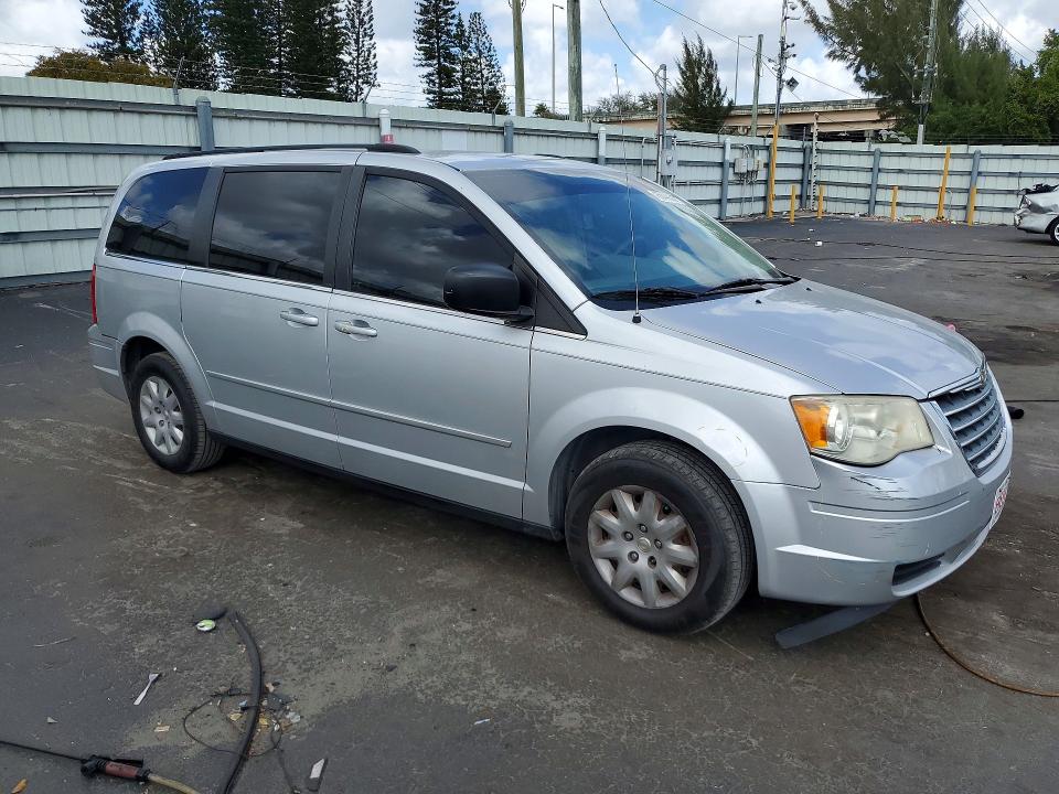 Продажа на аукционе авто 2010 Chrysler Town & Country, vin: 2A4RR4DE1AR166135, номер лота: 45644066