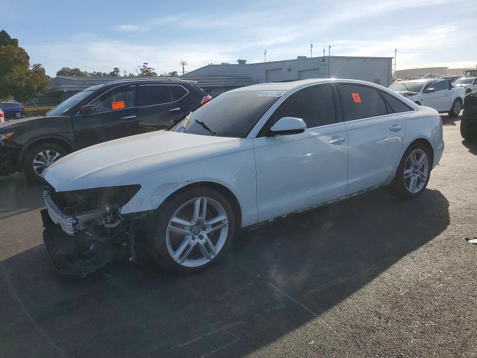 45611786 :رقم المزاد ، WAUGFAFCXFN021340 vin ، 2015 Audi A6 مزاد بيع