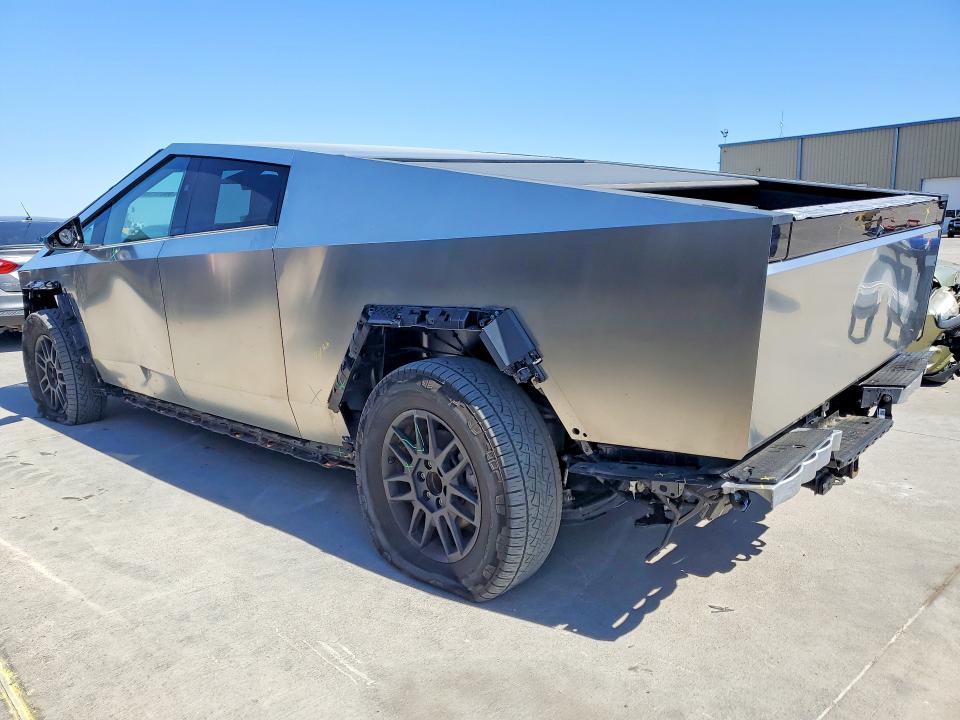 46617186 :رقم المزاد ، 7G2CEHED5RA050362 vin ، 2024 Tesla Cybertruck مزاد بيع