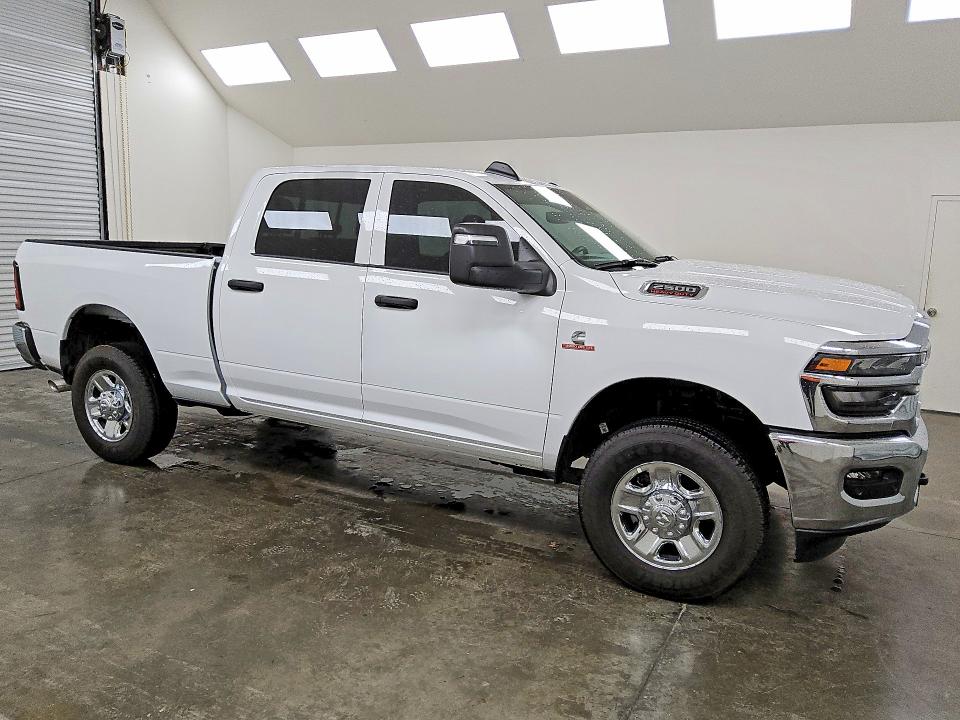 41689926 :رقم المزاد ، 3C63R5CL3SG553530 vin ، 2025 Ram 2500 مزاد بيع