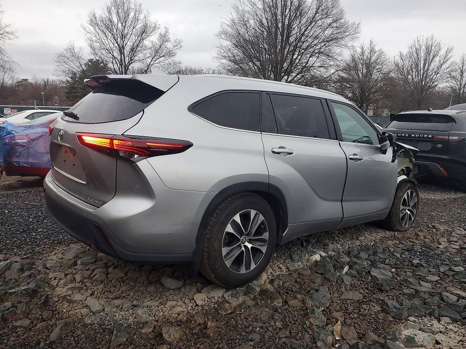 47807876 :رقم المزاد ، 5TDKDRBHXRS531690 vin ، 2024 Toyota Highlander مزاد بيع