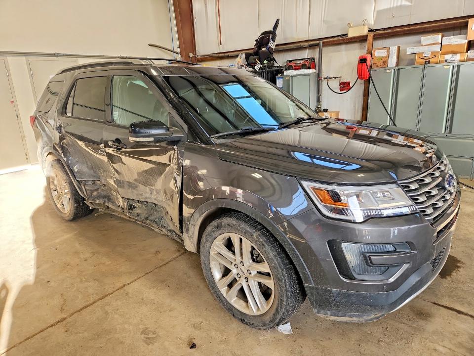 47101966 :رقم المزاد ، 1FM5K8D83GGA02269 vin ، 2016 Ford Explorer مزاد بيع