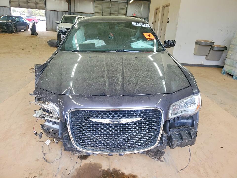 47065796 :رقم المزاد ، 2C3CCABG0GH358360 vin ، 2016 Chrysler 300 مزاد بيع