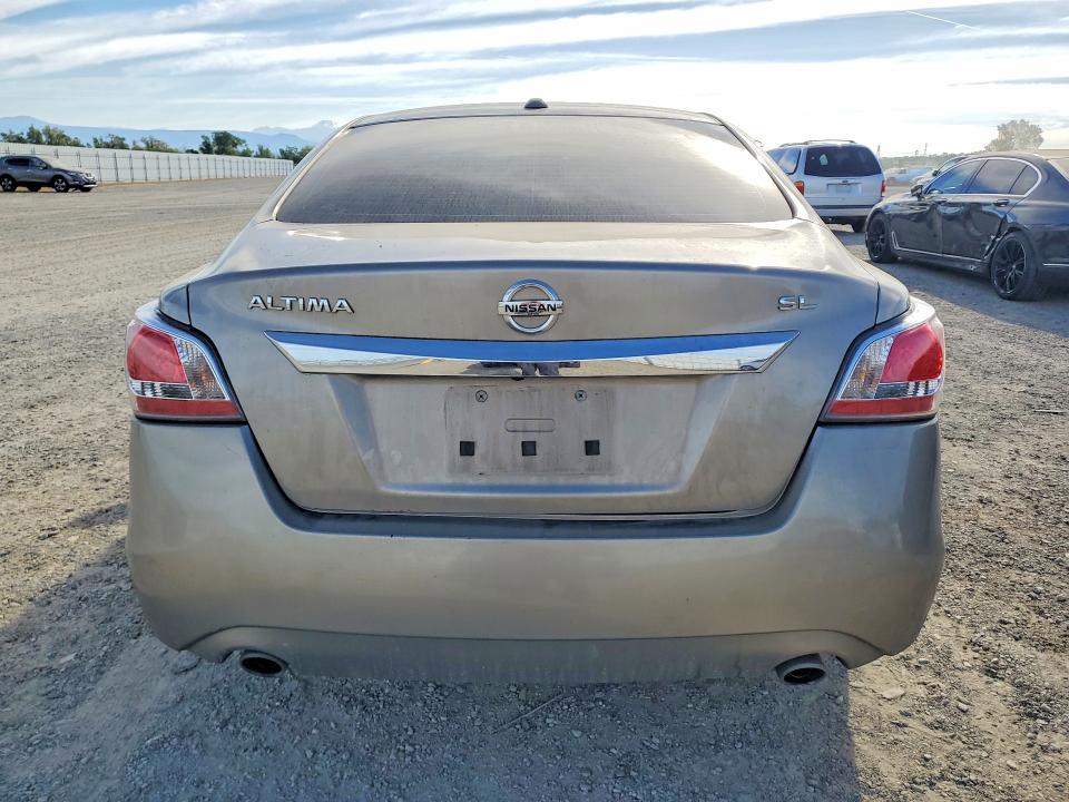 46784486 :رقم المزاد ، 1N4AL3AP1FC439262 vin ، 2015 Nissan Altima مزاد بيع