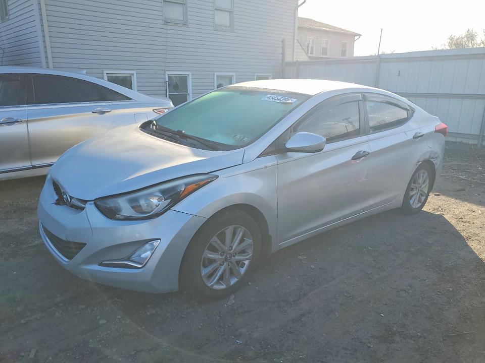Aukcja sprzedaży 2015 Hyundai Elantra, vin: KMHDH4AE3FU261938, numer aukcji: 45454396
