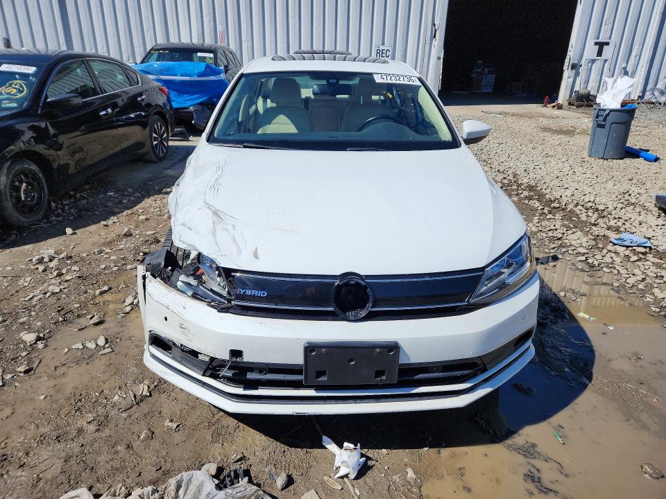 47232736 :رقم المزاد ، 3VW637AJ5FM408403 vin ، 2015 Volkswagen Jetta مزاد بيع