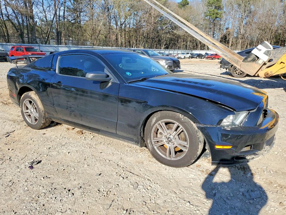 Продажа на аукционе авто 2014 Ford Mustang, vin: 1ZVBP8AM6E5265405, номер лота: 46018526
