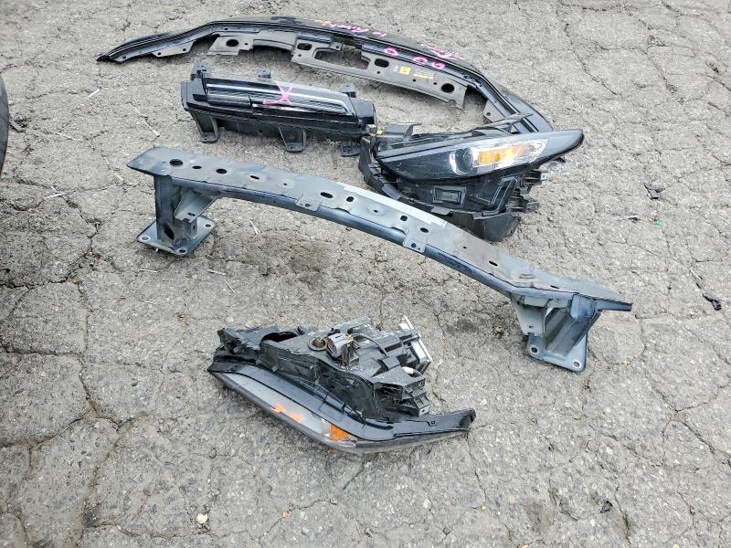2022 Mazda 3 მანქანა იყიდება აუქციონზე, vin: JM1BPBLL1N1516827, აუქციონის ნომერი: 47836486