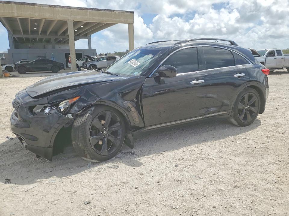 41762246 :رقم المزاد ، JN8CS1MW4HM410675 vin ، 2017 Infiniti Qx70 مزاد بيع