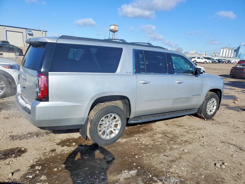 46402536 :رقم المزاد ، 1GKS2FKC9GR479185 vin ، 2016 Gmc Yukon Xl مزاد بيع