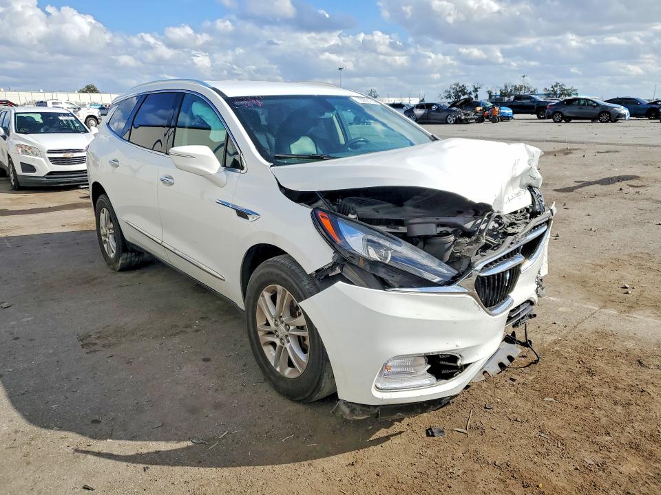 52272136 :رقم المزاد ، 5GAERBKW2JJ216017 vin ، 2018 Buick Enclave مزاد بيع