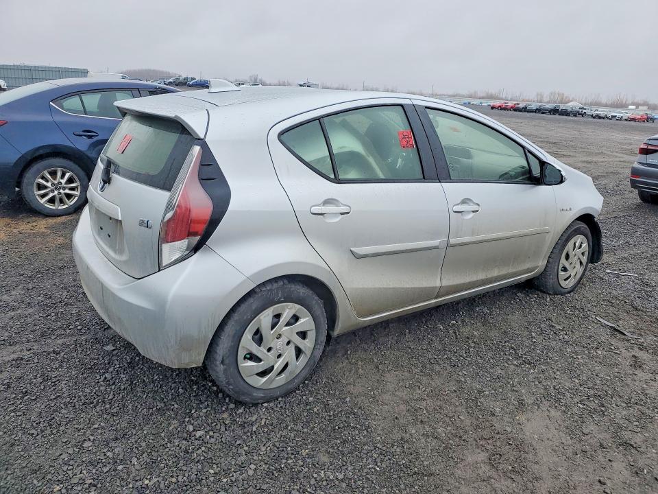Продажа на аукционе авто 2016 Toyota Prius C, vin: JTDKDTB30G1136915, номер лота: 48283926