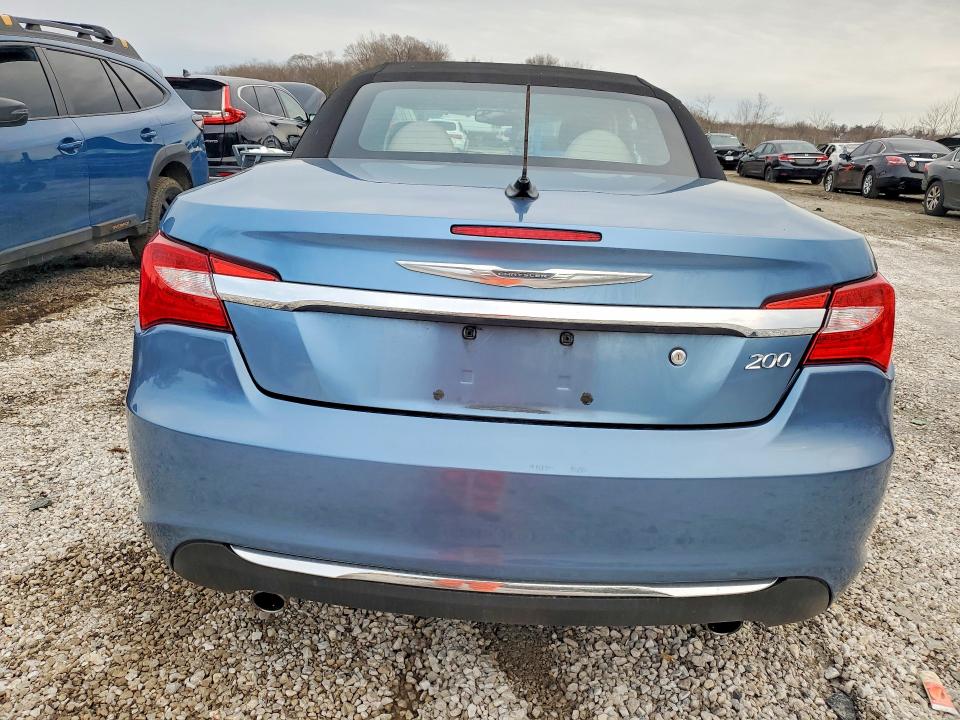 45458546 :رقم المزاد ، 1C3BC2EG9BN568324 vin ، 2011 Chrysler 200 مزاد بيع