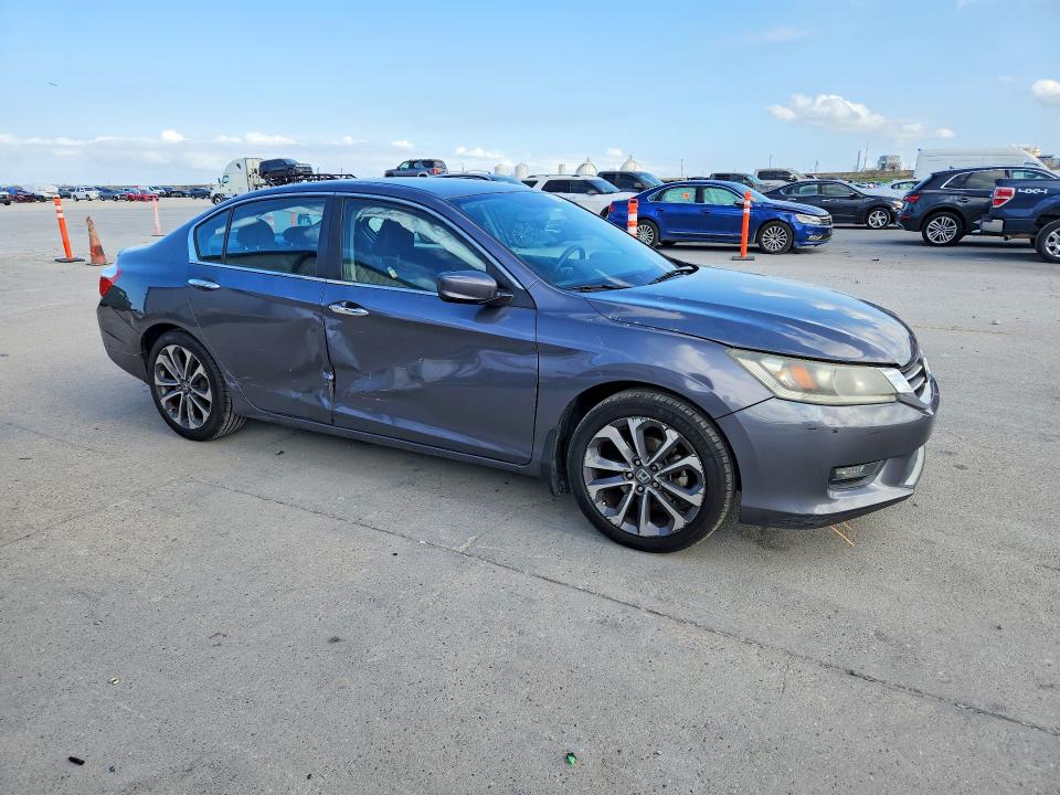 79425685 :رقم المزاد ، 1HGCR2F54FA270919 vin ، 2015 Honda Accord مزاد بيع