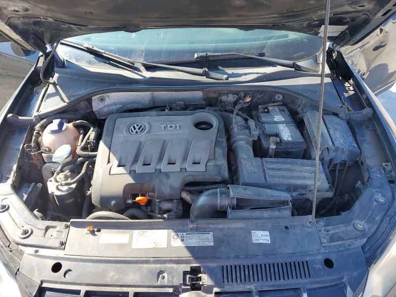 47578856 :رقم المزاد ، 1VWCN7A30DC054559 vin ، 2013 Volkswagen Passat مزاد بيع
