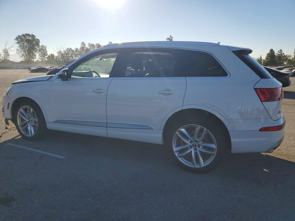 Продажа на аукционе авто 2018 Audi Q7, vin: WA1VAAF76JD043484, номер лота: 46499426