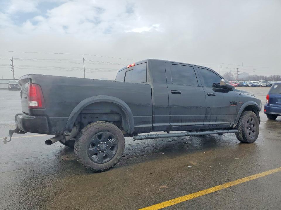 79493345 :رقم المزاد ، 3C6UR5NJ1JG192443 vin ، 2018 Ram 2500 مزاد بيع