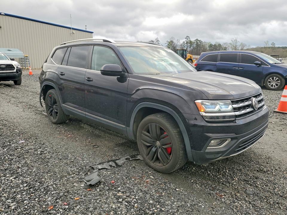 Продажа на аукционе авто 2018 Volkswagen Atlas, vin: 1V2ER2CA6JC537871, номер лота: 45770016