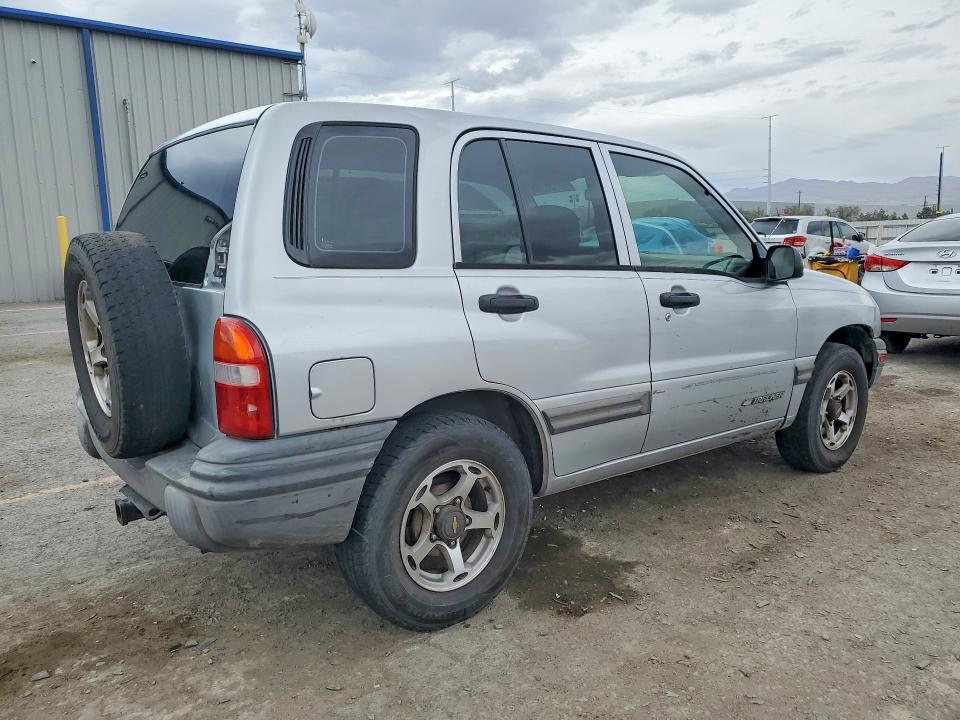 2000 Chev Tracker მანქანა იყიდება აუქციონზე, vin: 2CNBJ13C2Y6946200, აუქციონის ნომერი: 47730536