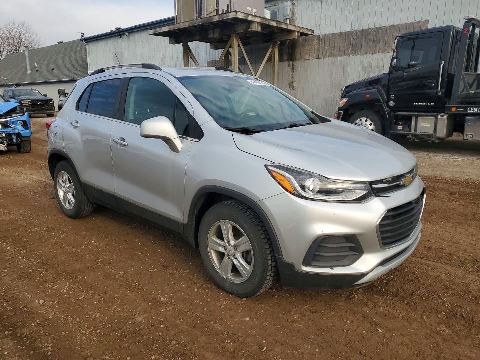 47445966 :رقم المزاد ، KL7CJLSB5JB705227 vin ، 2018 Chevrolet Trax مزاد بيع