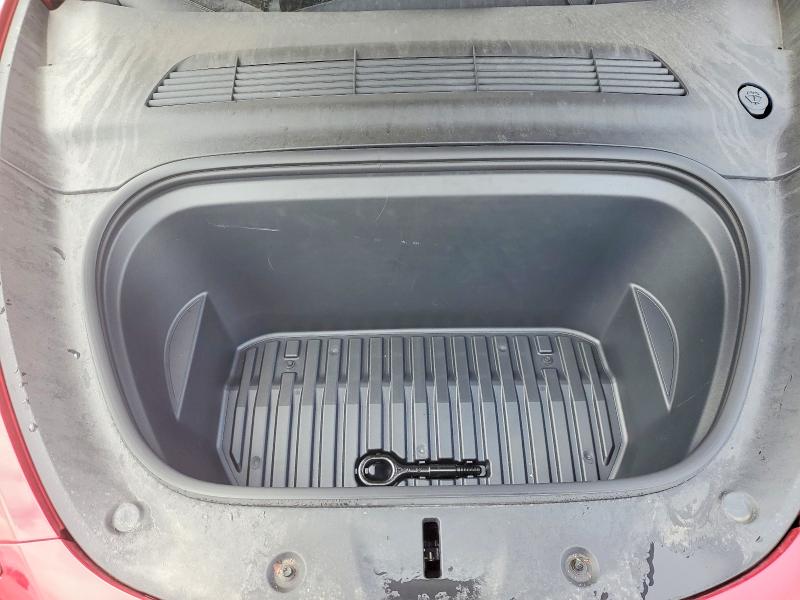 46024236 :رقم المزاد ، 7SAYGAEEXPF972261 vin ، 2023 Tesla Model Y مزاد بيع