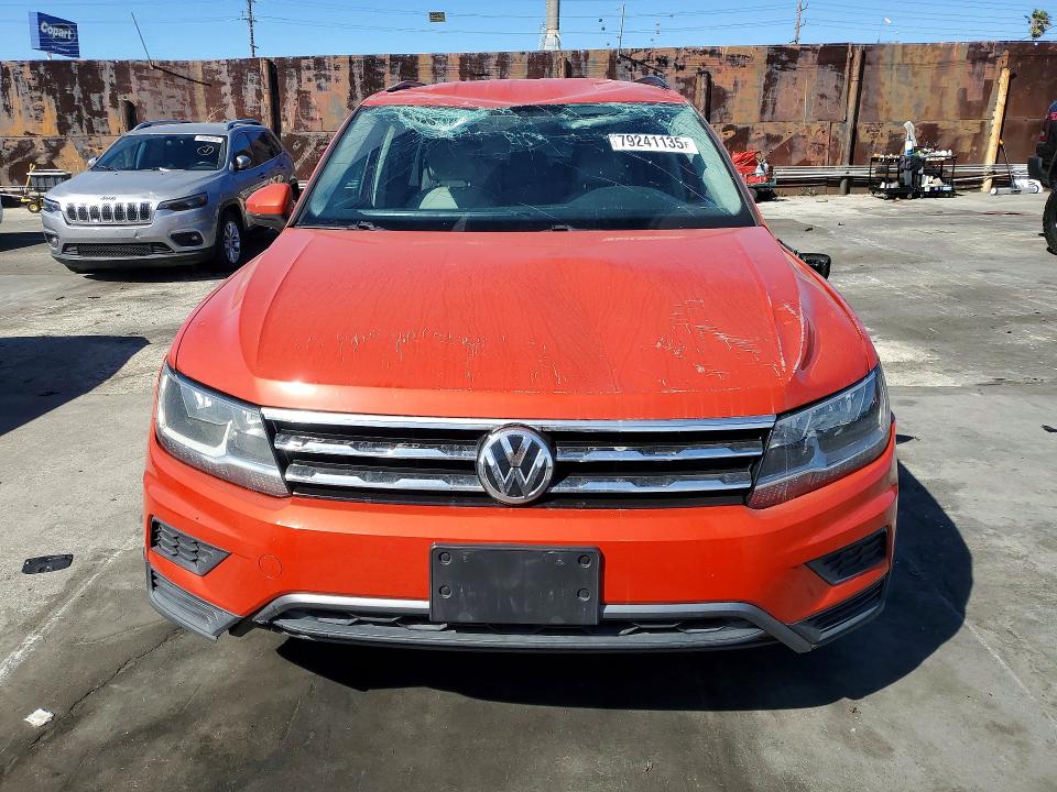 Продаж на аукціоні авто 2018 Volkswagen Tiguan, vin: 3VV3B7AX9JM162981, номер лоту: 79241135